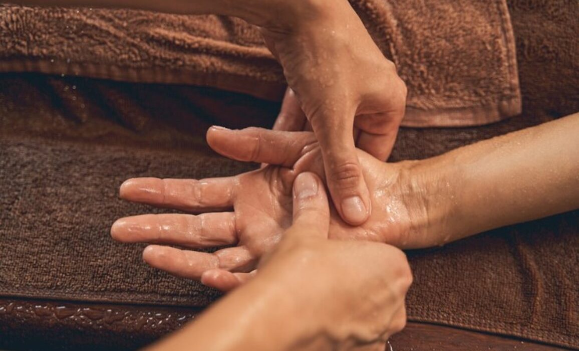 Explore Acupressure Benefits for Overall Wellness and Long Life